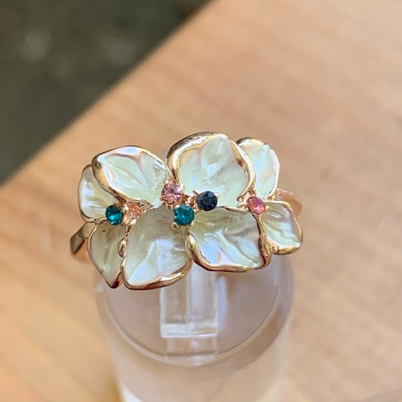 Crystal Flower Zircon Rings  Rose Gold - Picture 3 of 7